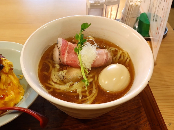 「麦右衛門中華そば（麺大盛り）」@中華そば 麦右衛門の写真