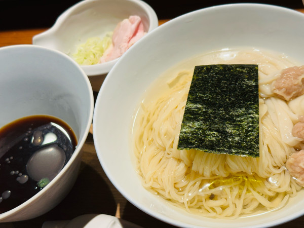 「冷やしつけ麺 1,400円 ワンタン 300円」@麺 ふじさきの写真