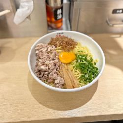 油そば＋B（肉増し・フライドオニオン・全卵）