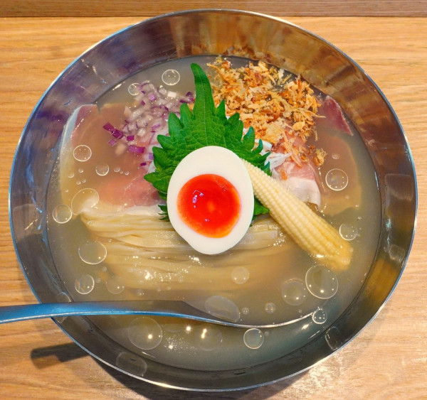 「【本店夏季限定麺】出雲冷麺（ミニいくら茶漬け飯付き）」@宍道湖しじみ中華蕎麦 琥珀 東京本店の写真