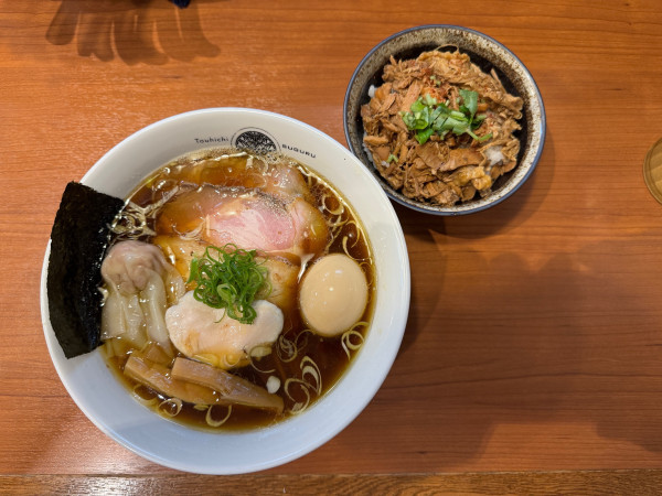 「特製鶏醤油らぁ麺」@らぁ麺 とうひちの写真