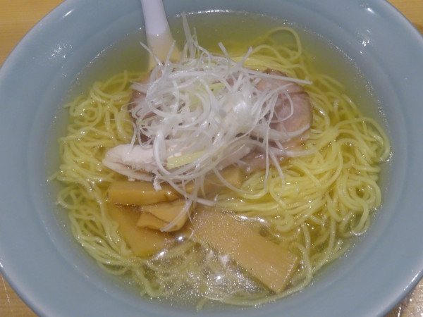 「塩ラーメン　800円」@武ろくの写真
