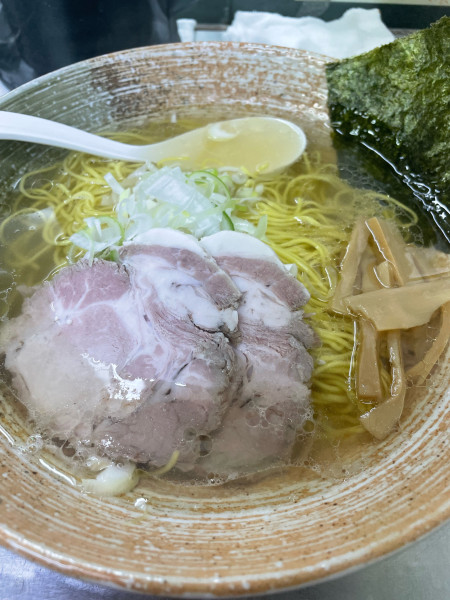 「阿波尾鶏と牛骨と乾物出汁 塩」@覆麺 智の写真