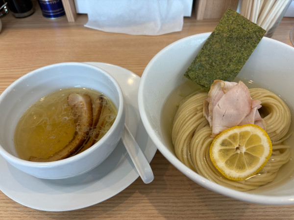 「肉あり昆布水つけ麺（塩）1250円」@ASHITAMO RAMENの写真
