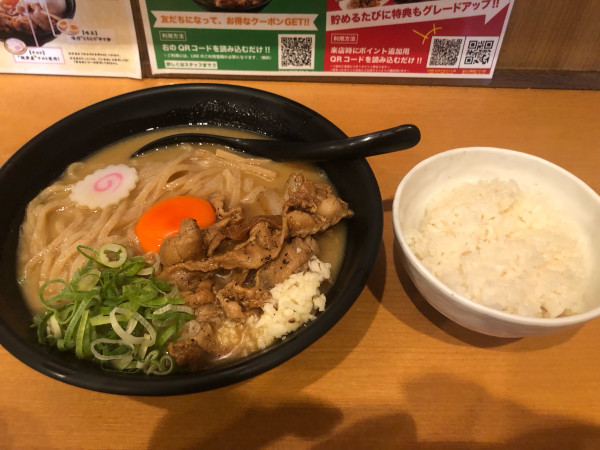 「肉玉そば」@肉玉蕎麦 おとど 北松戸総本山の写真