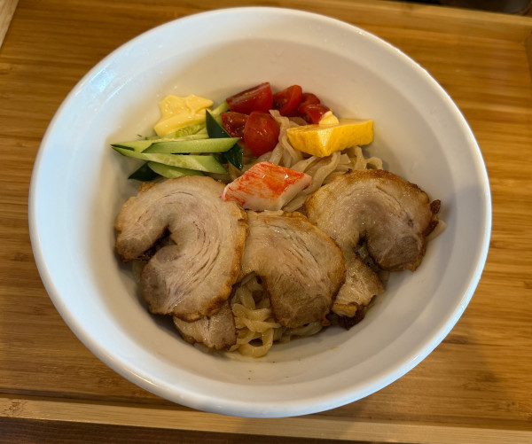 「麺彩家流 チャーシュー冷やし中華 1250円」@らぁめん 麺彩家の写真