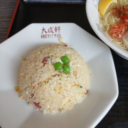 チャーハンと冷やし鶏そばセット 990円