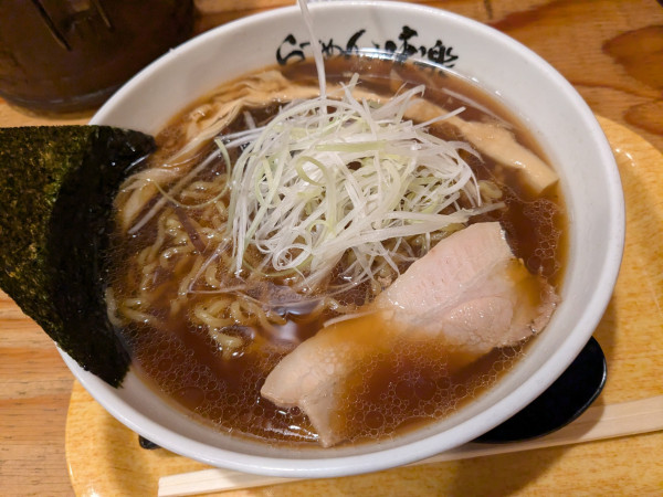 「焼き醤油らーめん 利尻とろろ昆布」@利尻らーめん 味楽 新横浜ラーメン博物館店の写真