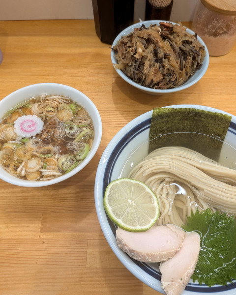 「真鯛の昆布水つけ麺(並 250g)＋はるさめごはん」@らーめん 護什番の写真