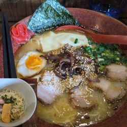 らーめん+チーズ+替え玉