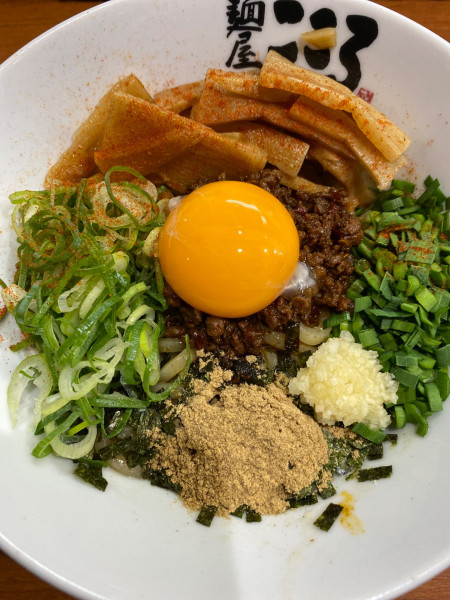 「【季節限定】冷やし台湾まぜそば　1100円」@麺屋こころ 六角橋店の写真