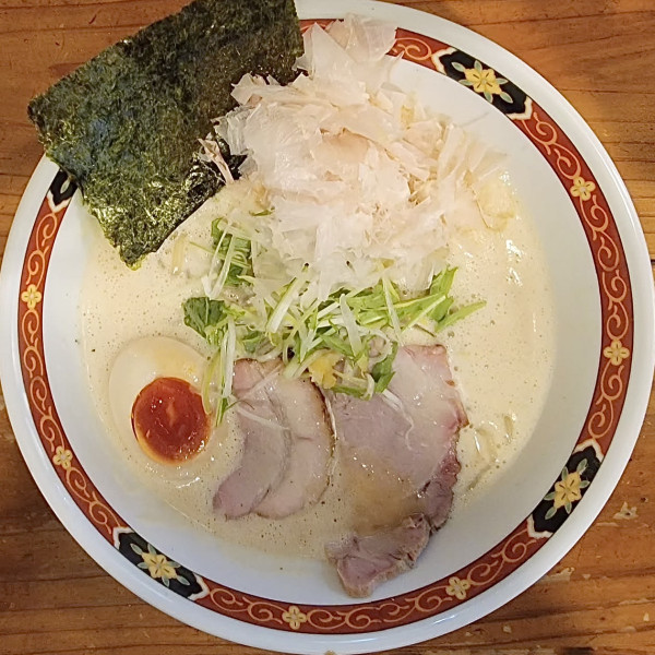 「鶏白湯」@麺や拓 堀江本店の写真