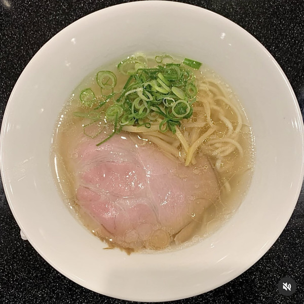 「はまぐり出汁の潮そば」@麺匠 至誠の写真