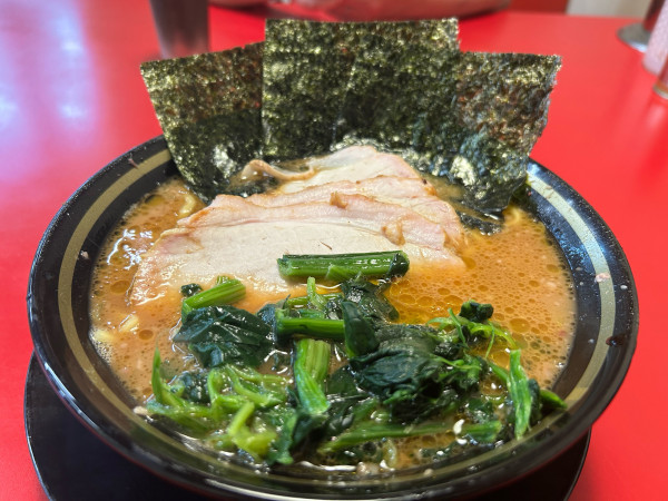 「チャーシューメン（3枚）」@IEKEI_TOKYO 王道家直系の写真