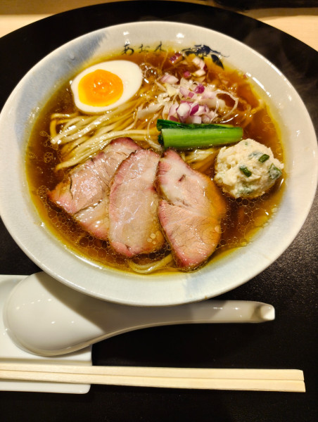 「白醤油らーめん」@中華蕎麦 あお木 secondの写真