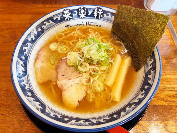 「手もみラーメン　920円」@自家製麺 手もみラーメン 来楽軒 みよし店の写真