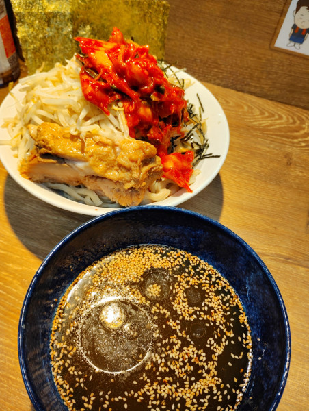 「限定「蕎麦味ビリー」350TPニラキムチ」@麺屋 浜一の写真