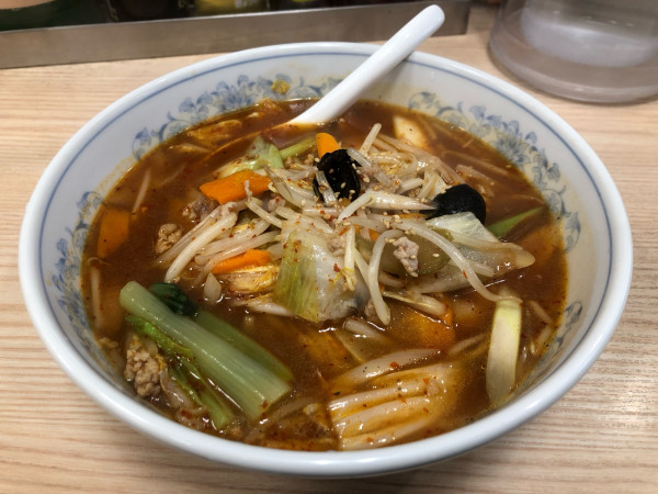 「辛メン」@ぎょうざの満洲 東長崎南口店の写真