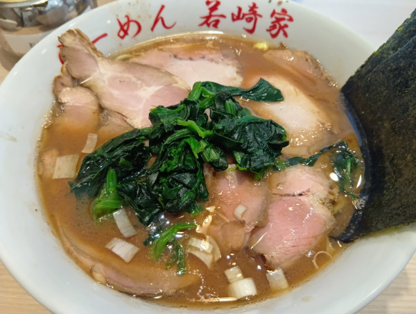 「チャーシュー麺　脂多め　ライス」@横浜ラーメン 若崎家の写真
