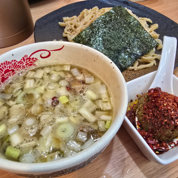 「特製つけそば＋カレー玉激辛」@中華そば専門 とんちぼの写真