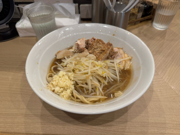 「ラーメン」@麺屋 味方 蒲田店の写真