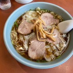 チャーシューワンタンメン