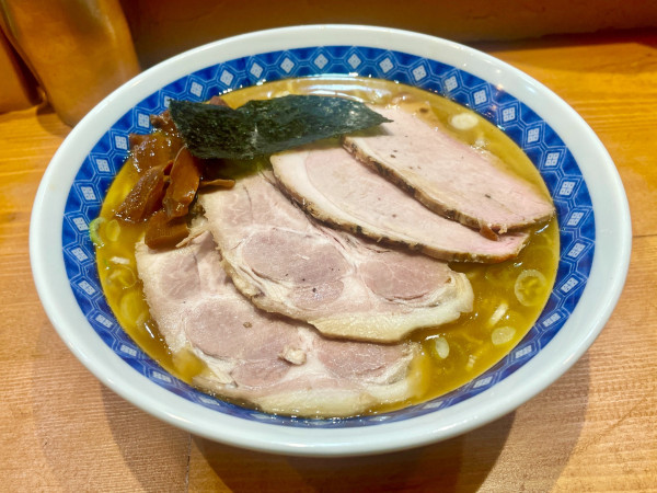 「ミックスチャーシュー塩ラーメン」@中華そばの店 りょうがの写真