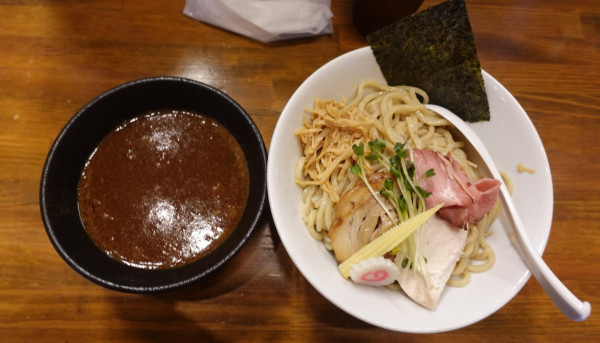 「濃厚魚介つけ麺（1,100円）+特盛（150円）」@馳走麺 狸穴の写真