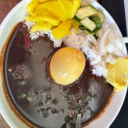 デビルカレーご飯少なめ税込1050