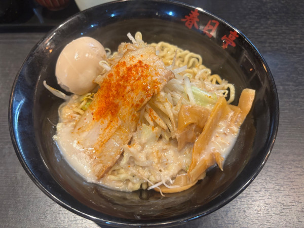 「鳥豚油そば」@油そば春日亭 仙台店の写真