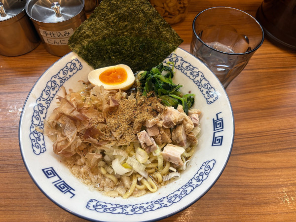 「まぜそば」@横浜豚骨醤油ラーメン YOLOの写真