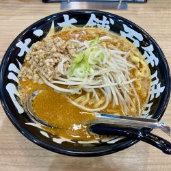 百年味噌ラーメン900円