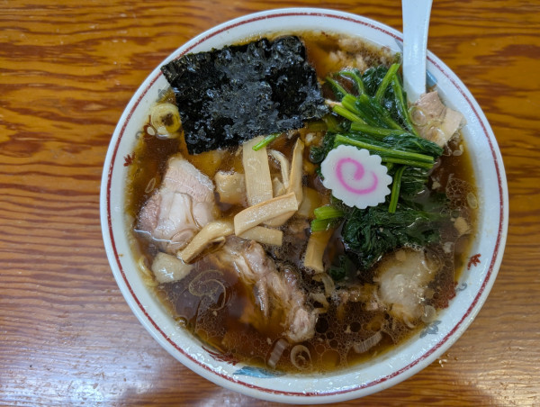 「チャーシュー麺　ほうれん草」@青島食堂 宮内店の写真