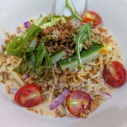 期間限定！冷やし担々麺1,030円＋大盛100円