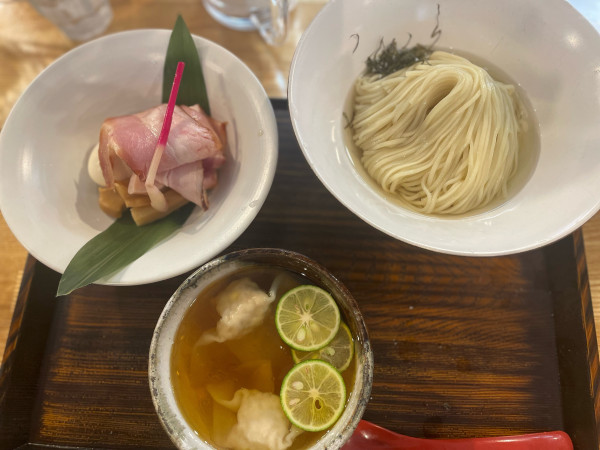「特上白醤油つけ麺」@自家製麺 くろ松の写真