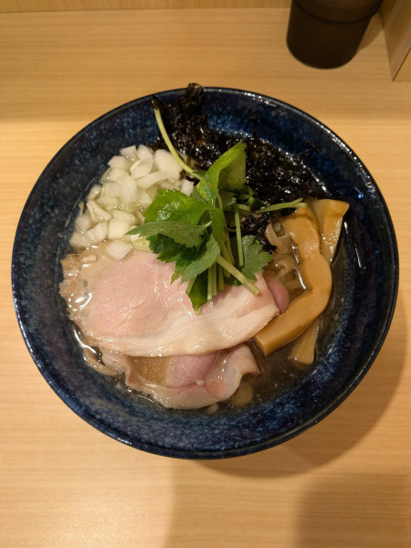 「ごわごわ麺煮干しそば」@中華そば よしかわ 熊谷店の写真