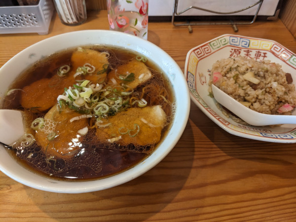 「チャーシュー麺+小チャーハン」@源来軒の写真