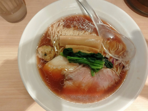 「貝だし醤油そば」@貝出汁 中華そば 竹祥の写真