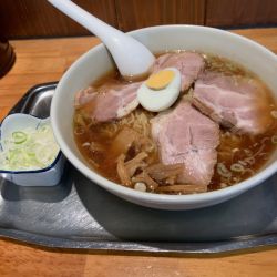 チャーシューメン＋ネギ　1330円