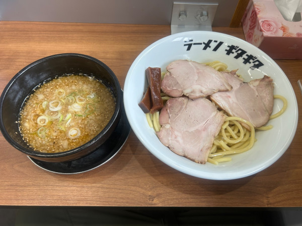 「夏季昼の部限定　つけ麺【並】180g 1050円」@ラーメン ギタギタの写真