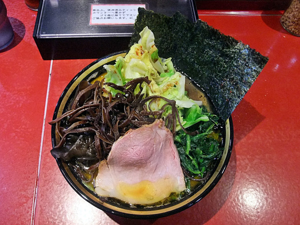 「ラーメン キャベツ キクラゲ」@厚木家の写真