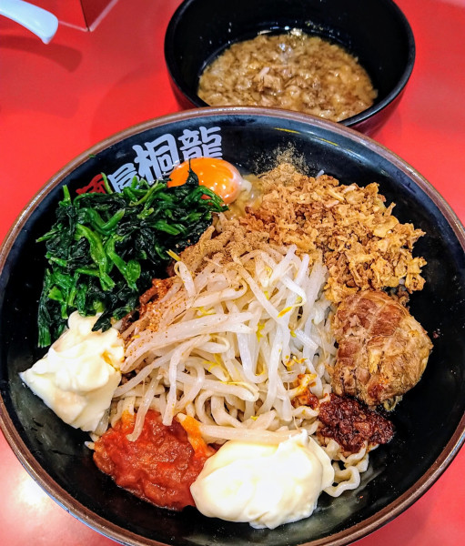 「ニュー冷やしまぜそば小+ほうれん草､つけ脂､マヨ、アレ増し」@麺屋 桐龍 久喜店の写真