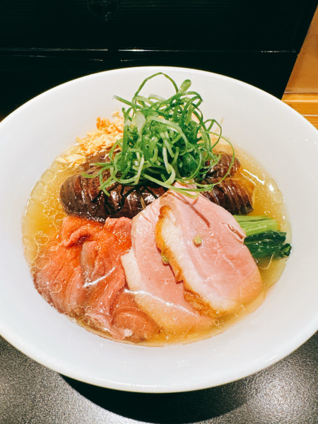 「紀州鴨と和牛ローストビーフの冷やしらーめん 塩」@鴨中華そば 楓の写真