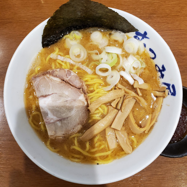 「白みそラーメン」@らーめん むつみ屋 溝の口店の写真
