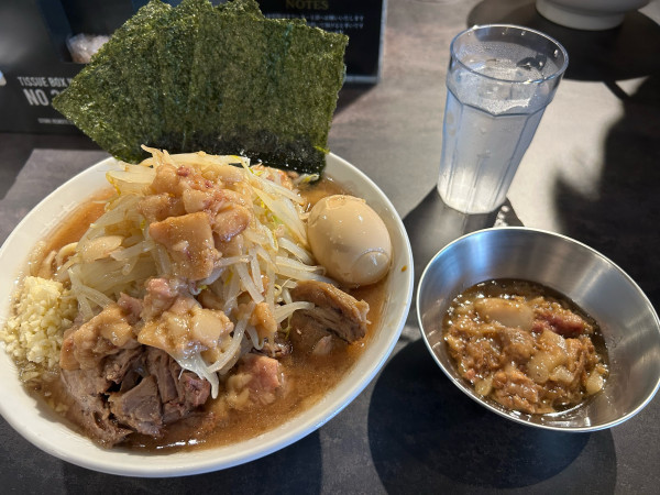 「ラーメン＋海苔＋味玉＋ファットブースト＋豚2枚」@Hi-Fat Noodle BUTCHER’Sの写真