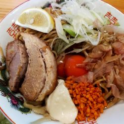 TKM（辛揚少・ガリマヨ少・レモン・葱塩だれ）