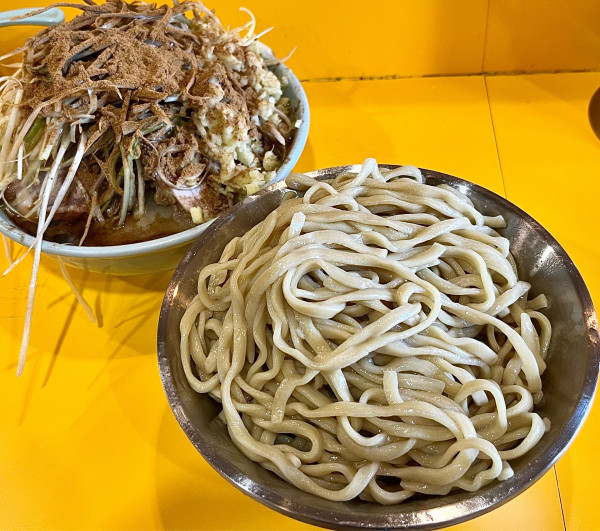 「限定 なみのりつけ麺  しょうが×2 ネギ お魚天国」@ラーメン二郎 八王子野猿街道店2の写真