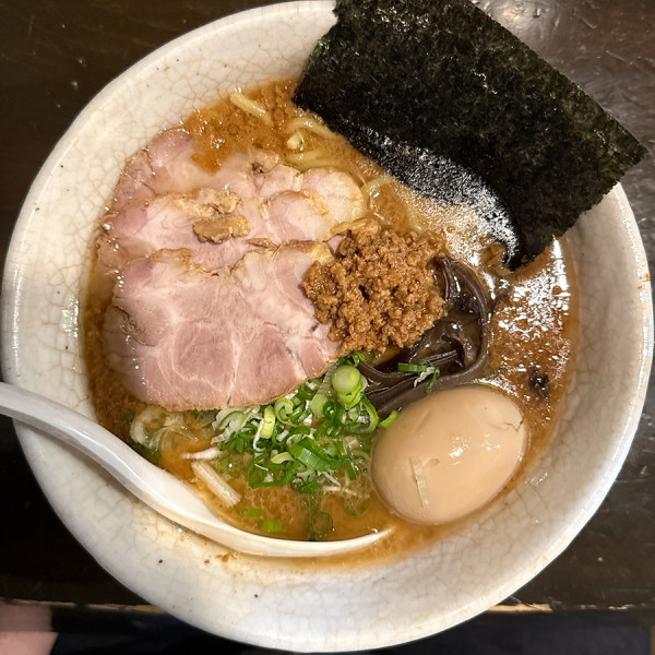 「味噌白チャー玉」@山嵐黒虎の写真