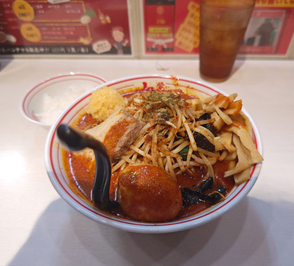 「北極の炎+クラニン+辛メチャアジ+プチライス」@蒙古タンメン 中本 御徒町店の写真