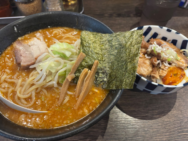 「ランチＡセット　味噌中盛」@ななほしの写真